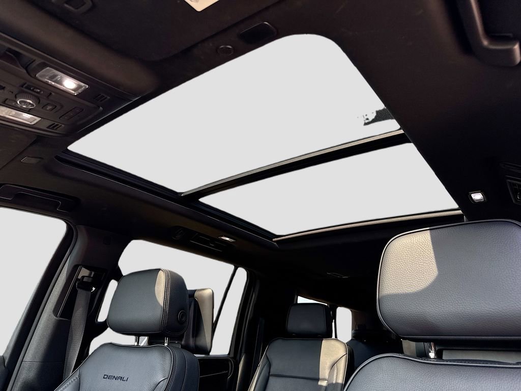 Used 2021 GMC Yukon XL Denali image 29