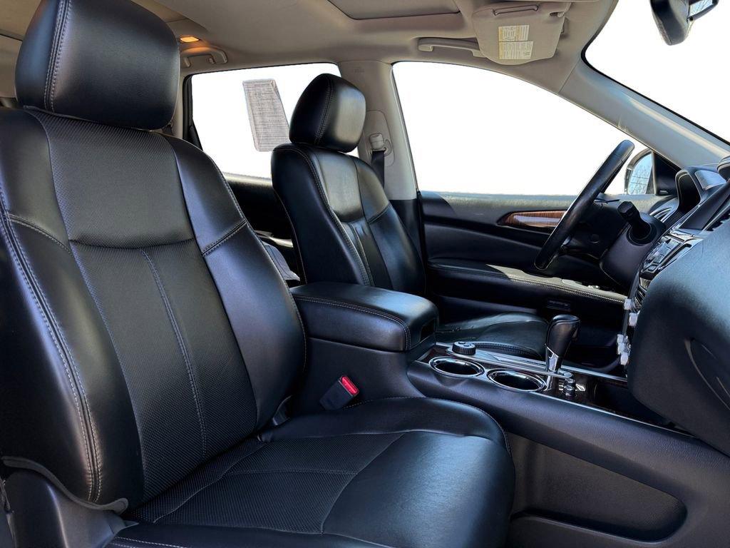 Used 2015 Nissan Pathfinder Platinum image 15