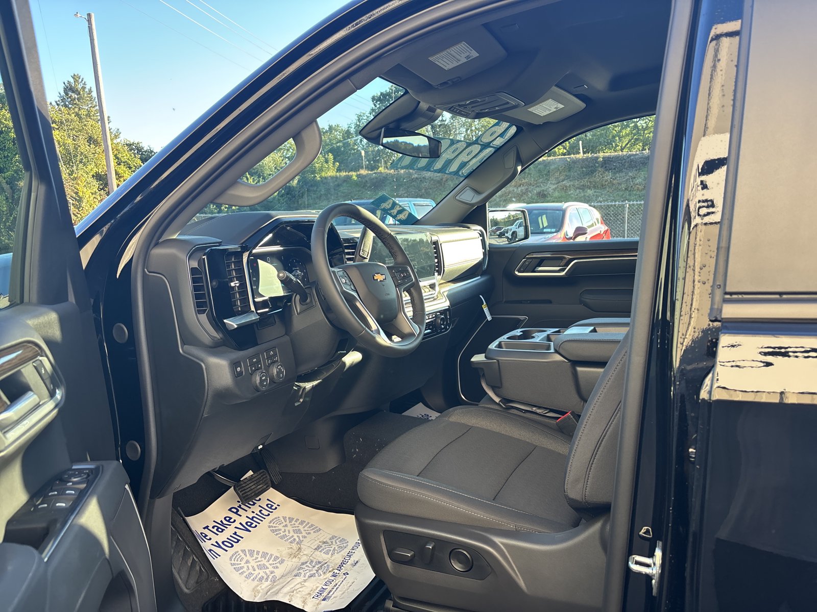 New 2026 Chevrolet Silverado 1500 LT AWD/4WD image 11
