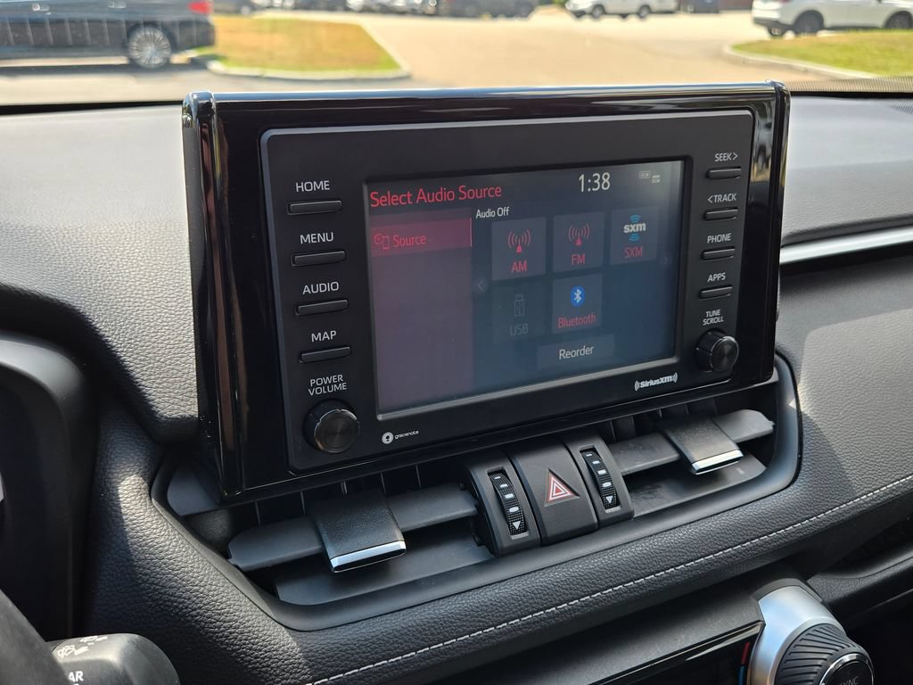 Used 2020 Toyota RAV4 XLE Premium AWD/4WD image 25