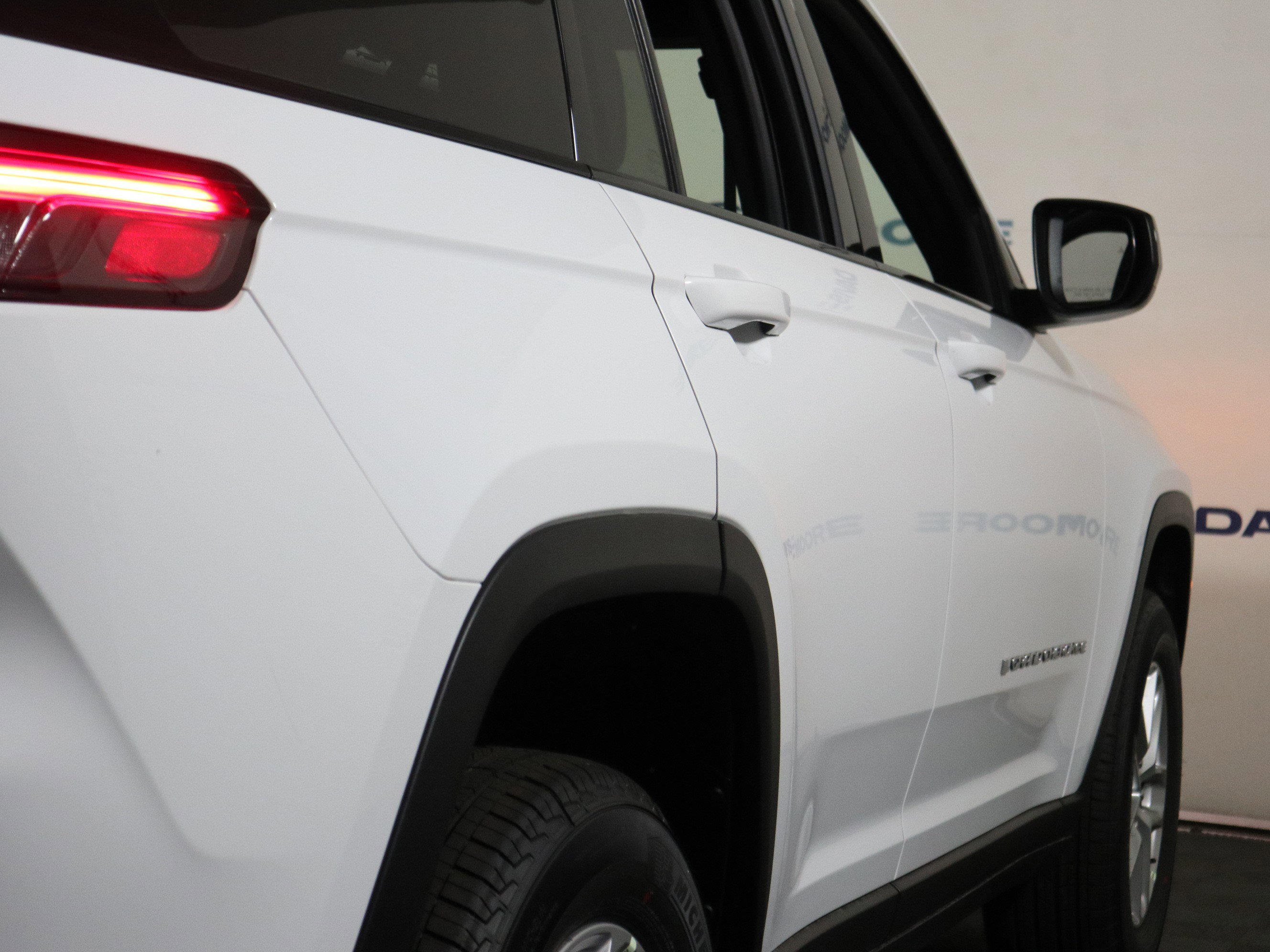 New 2026 Jeep Grand Cherokee 4WD image 5