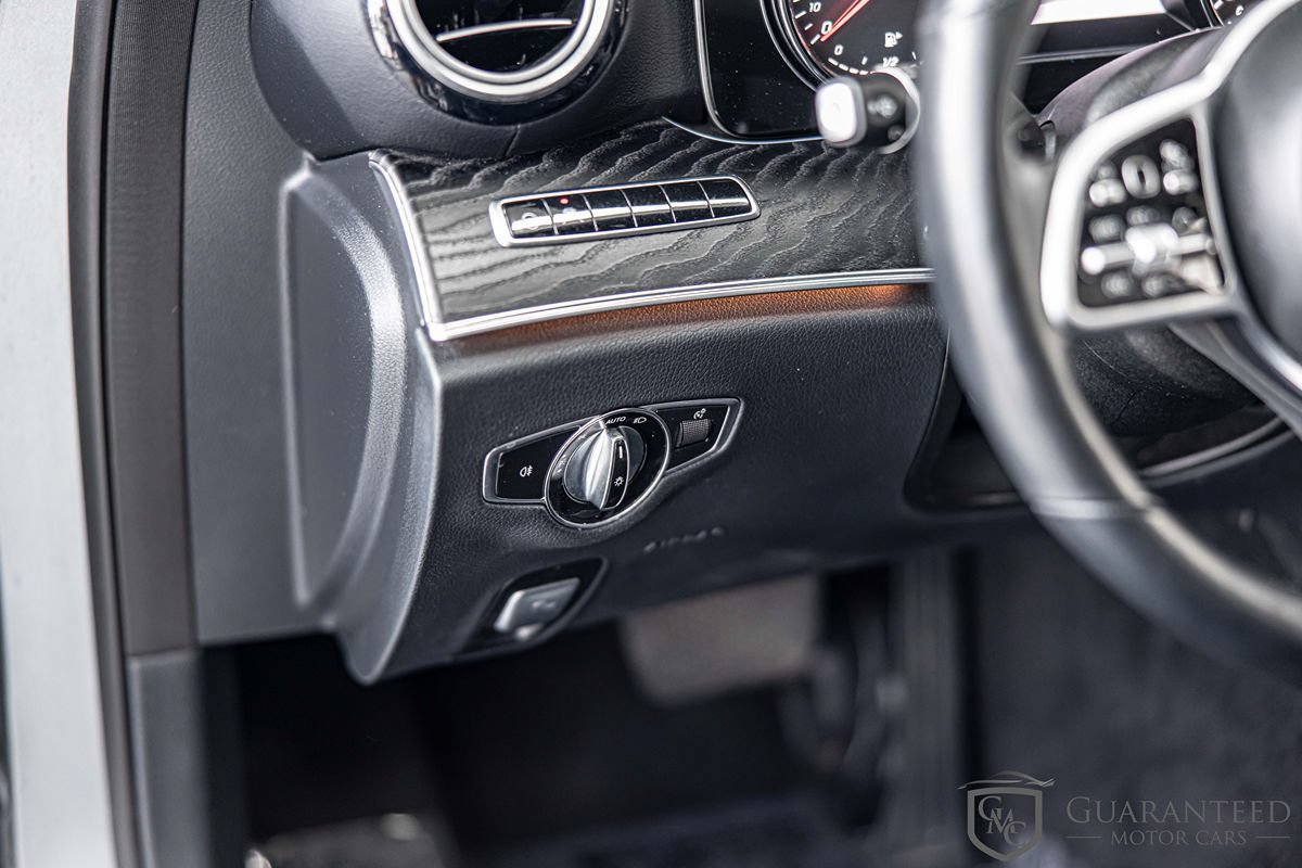 Used 2019 Mercedes-Benz E 300 4MATIC w/ Driver Assistance Package image 22