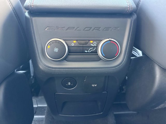 New 2026 Ford Explorer Active w/ Active Comfort Package RWD image 17