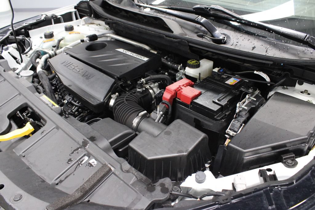 Certified 2023 Nissan Rogue SV FWD image 12