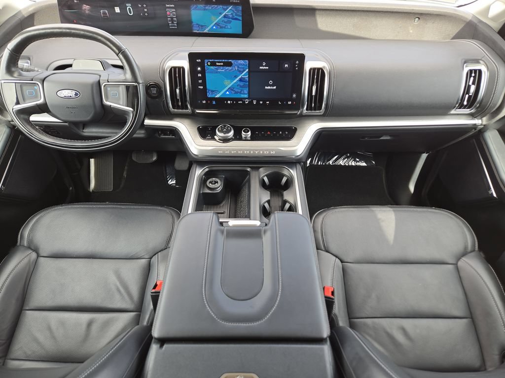 Used 2025 Ford Expedition Max Platinum AWD/4WD image 22
