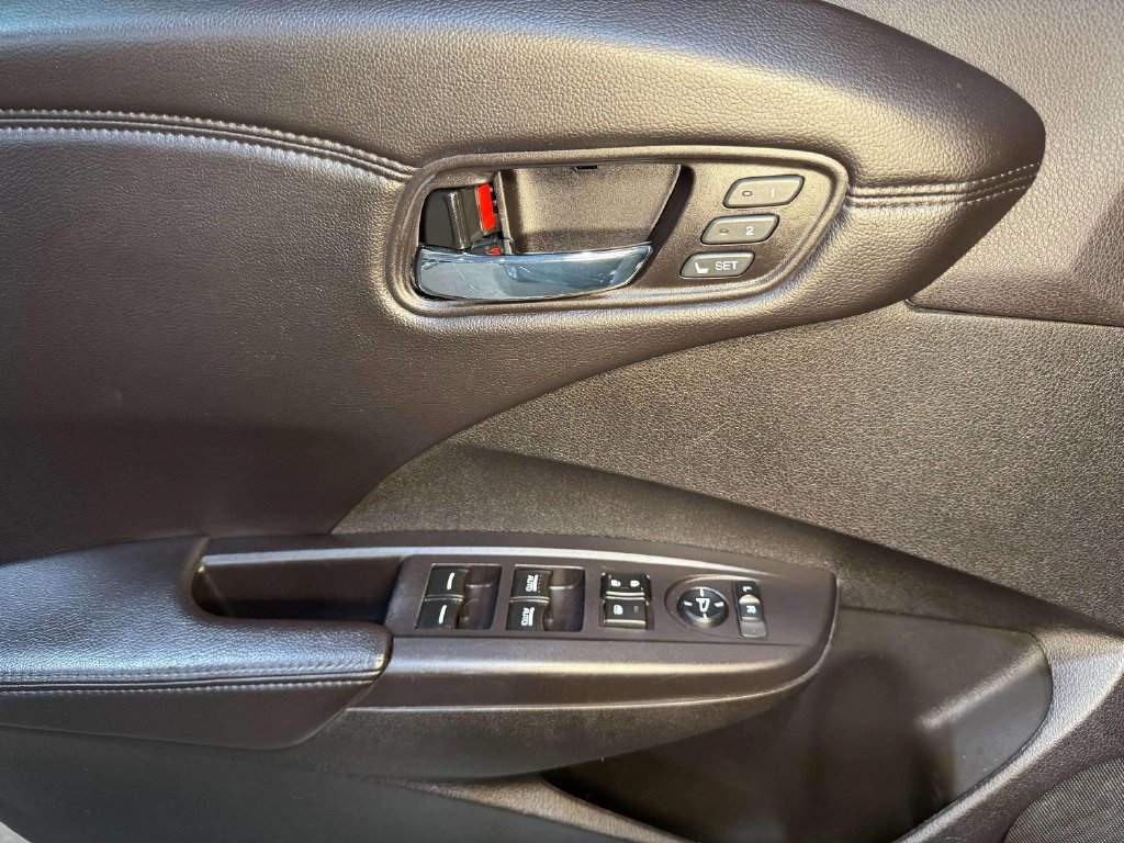 Used 2014 Acura RDX w/ Technology Package AWD/4WD image 10