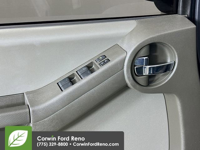 Used 2013 Nissan Xterra S image 16