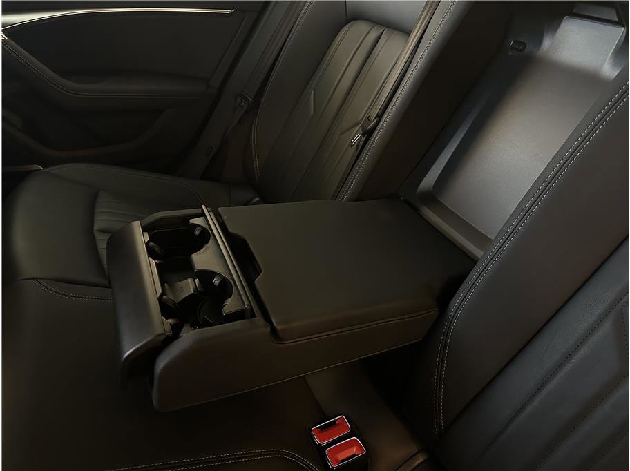 Used 2024 Audi A6 Premium Plus image 24