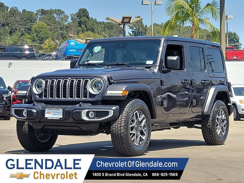 Used 2025 Jeep Wrangler Unlimited Sahara AWD/4WD image 15