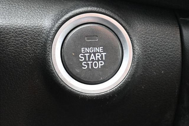 Used 2023 Hyundai Kona Limited FWD image 28
