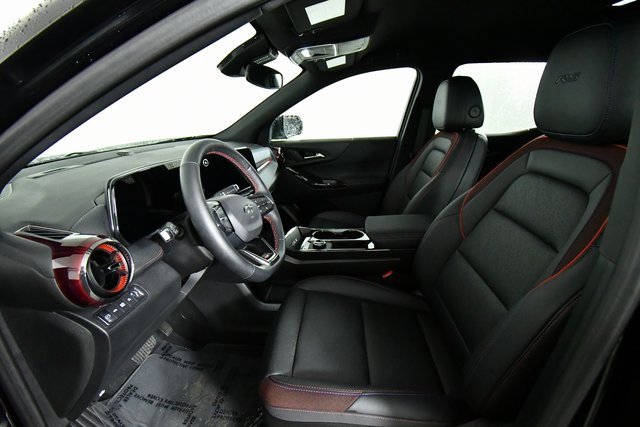 Used 2025 Chevrolet Equinox RS image 5