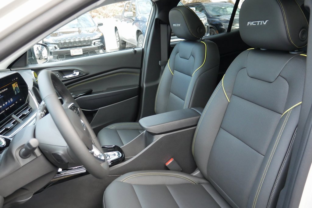 New 2026 Chevrolet Trax ACTIV w/ Sunroof Package image 9