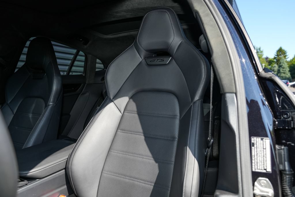 Certified 2026 Porsche Panamera GTS AWD/4WD image 5