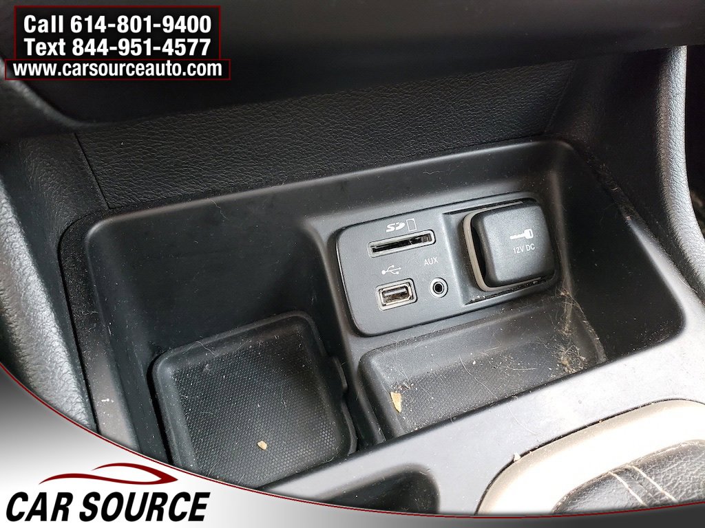 Used 2016 Jeep Cherokee Latitude w/ Cold Weather Group image 24