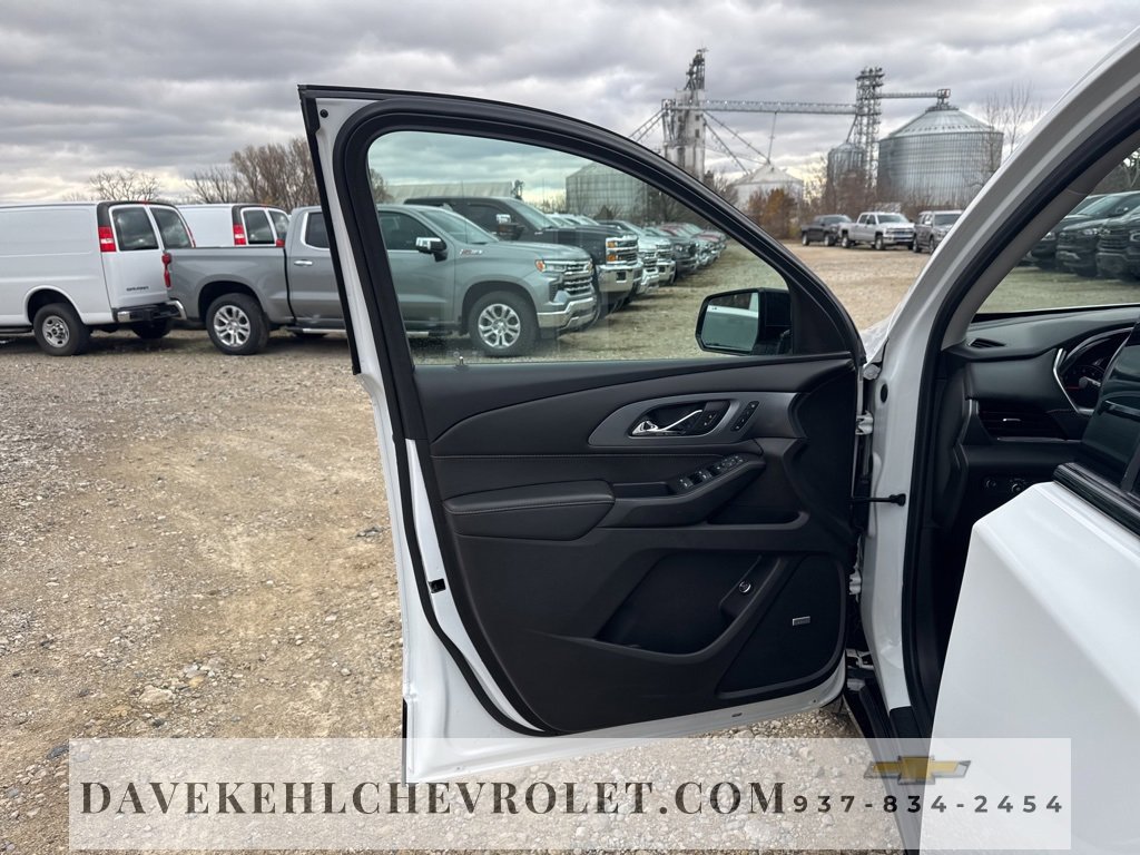 Used 2020 Chevrolet Traverse Premier w/ Redline Edition image 17