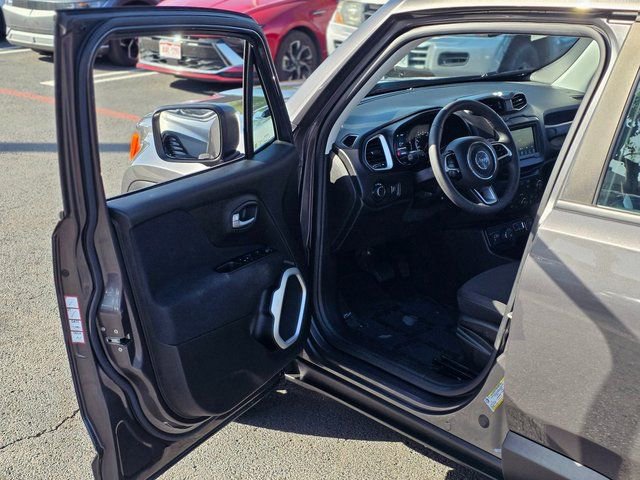 Used 2021 Jeep Renegade Sport image 40
