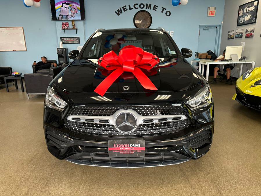 Used 2021 Mercedes-Benz GLA 250 4MATIC image 4