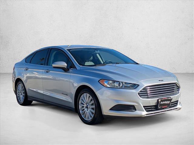 Used 2015 Ford Fusion S image 3