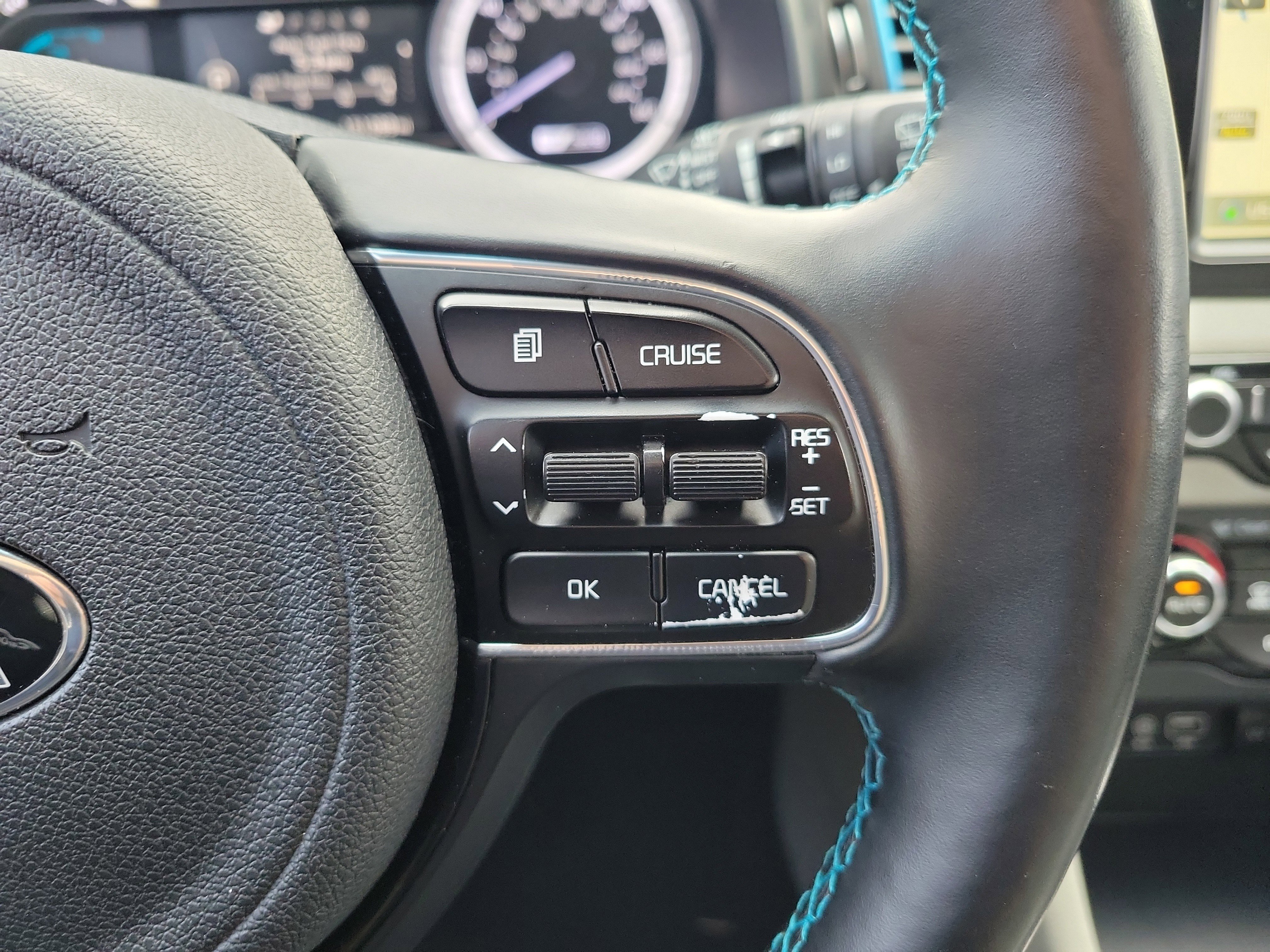 Used 2017 Kia Niro Touring image 29