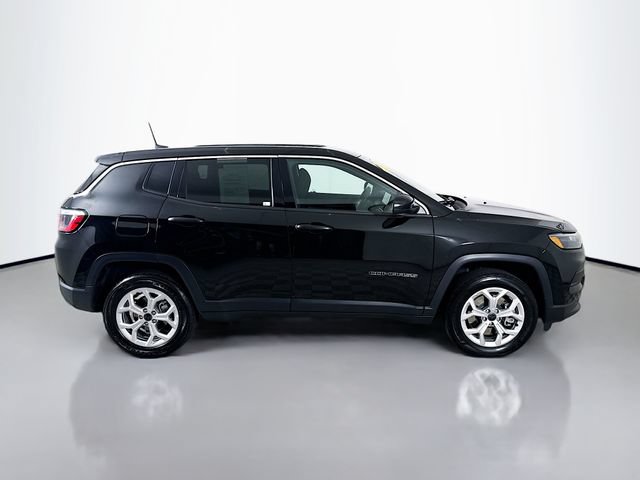 Used 2025 Jeep Compass Sport AWD/4WD image 8