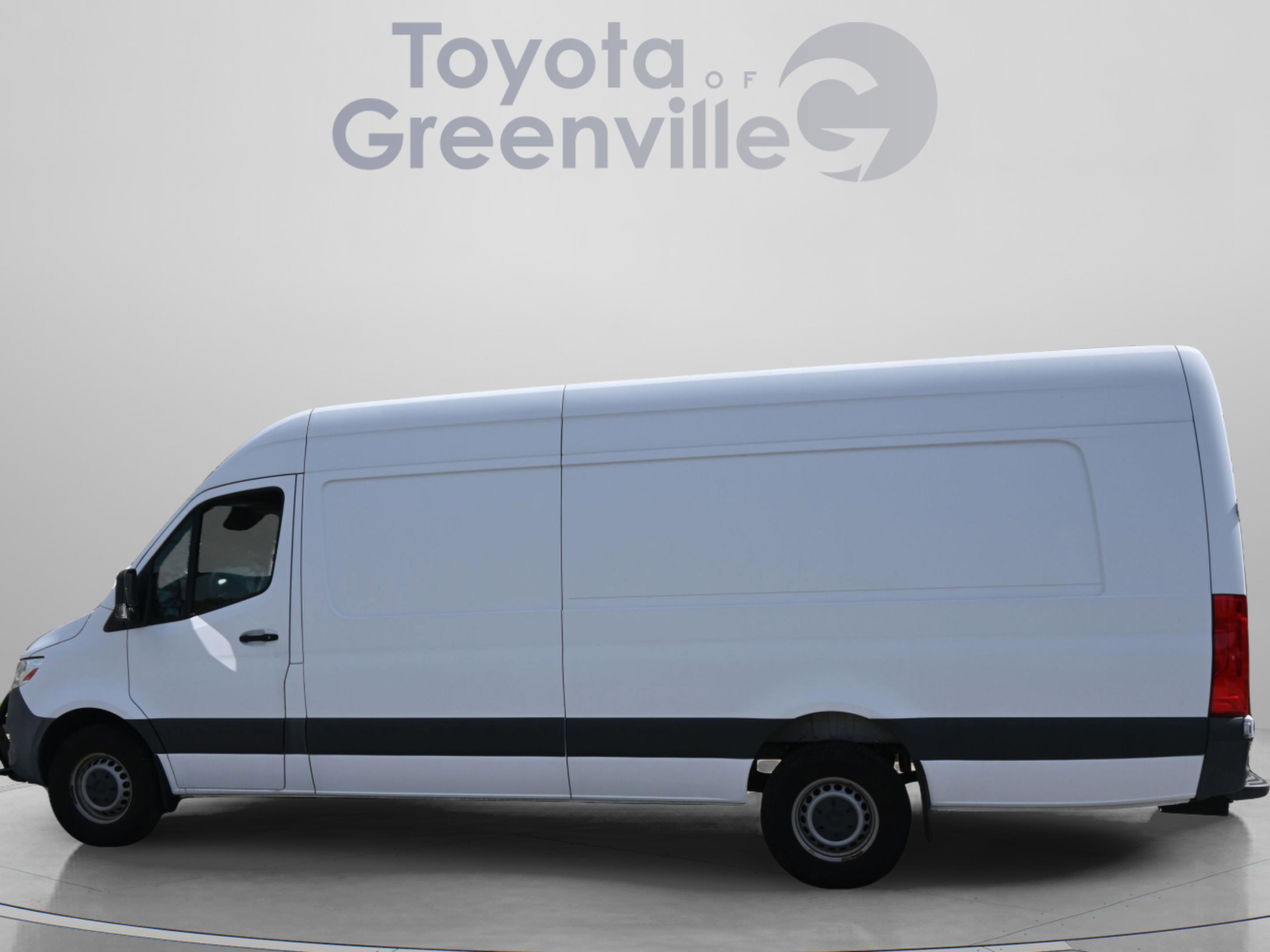 Used 2020 Mercedes-Benz Sprinter 2500 image 4