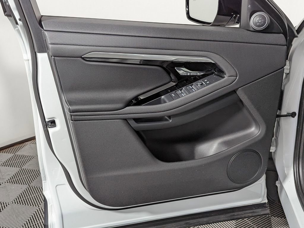 Used 2022 Land Rover Range Rover Evoque S image 13