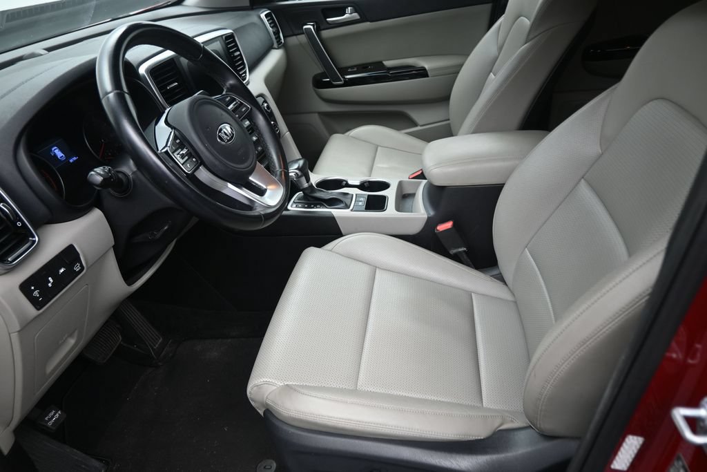 Used 2020 Kia Sportage EX FWD image 12