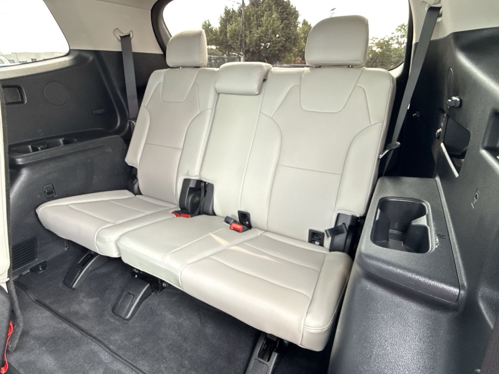 Used 2022 Kia Telluride S AWD/4WD image 26