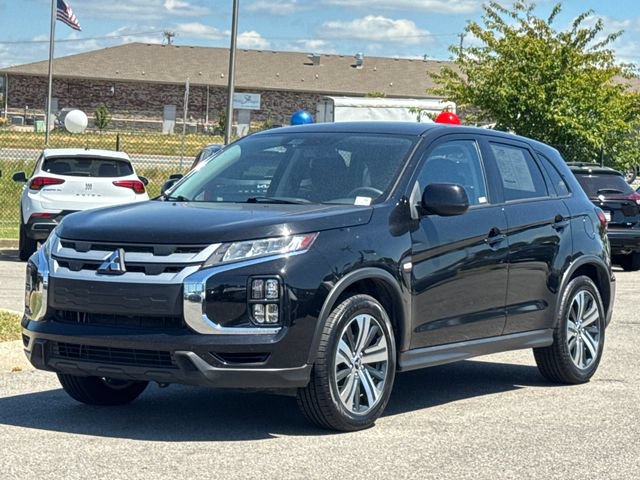 Used 2024 Mitsubishi Outlander Sport ES AWD/4WD image 1