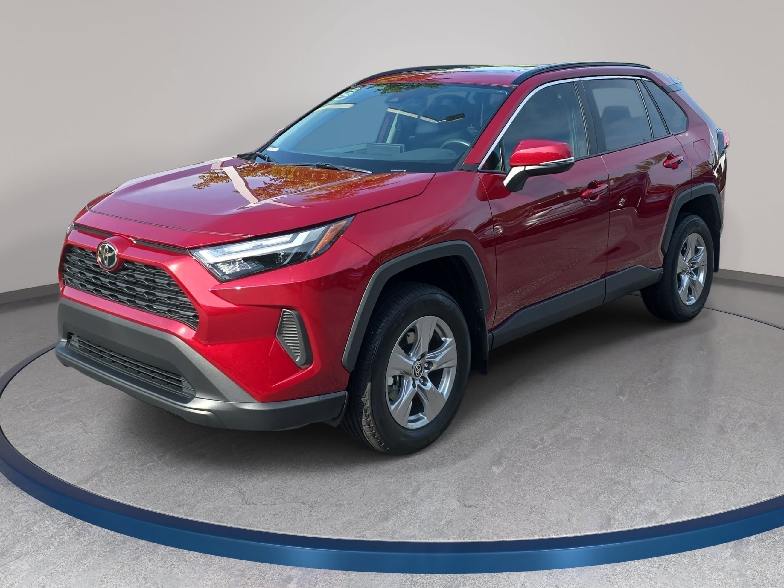 Used 2025 Toyota RAV4 XLE w/ Convenience Package FWD video 1