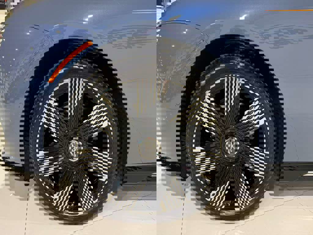 Used 2024 Rolls-Royce Spectre w/ Spectre Launch Package image 47