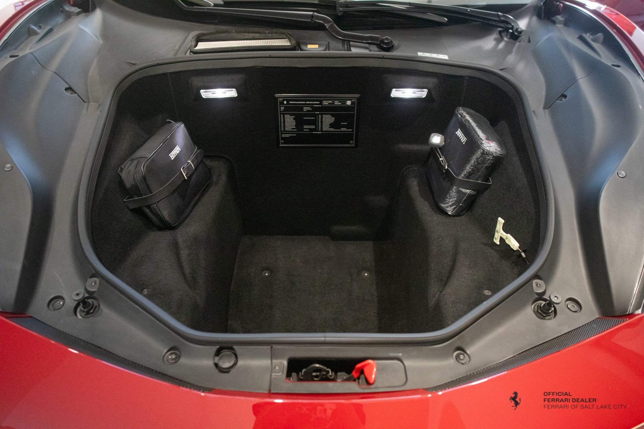 Used 2019 Ferrari 488 Spider RWD image 10