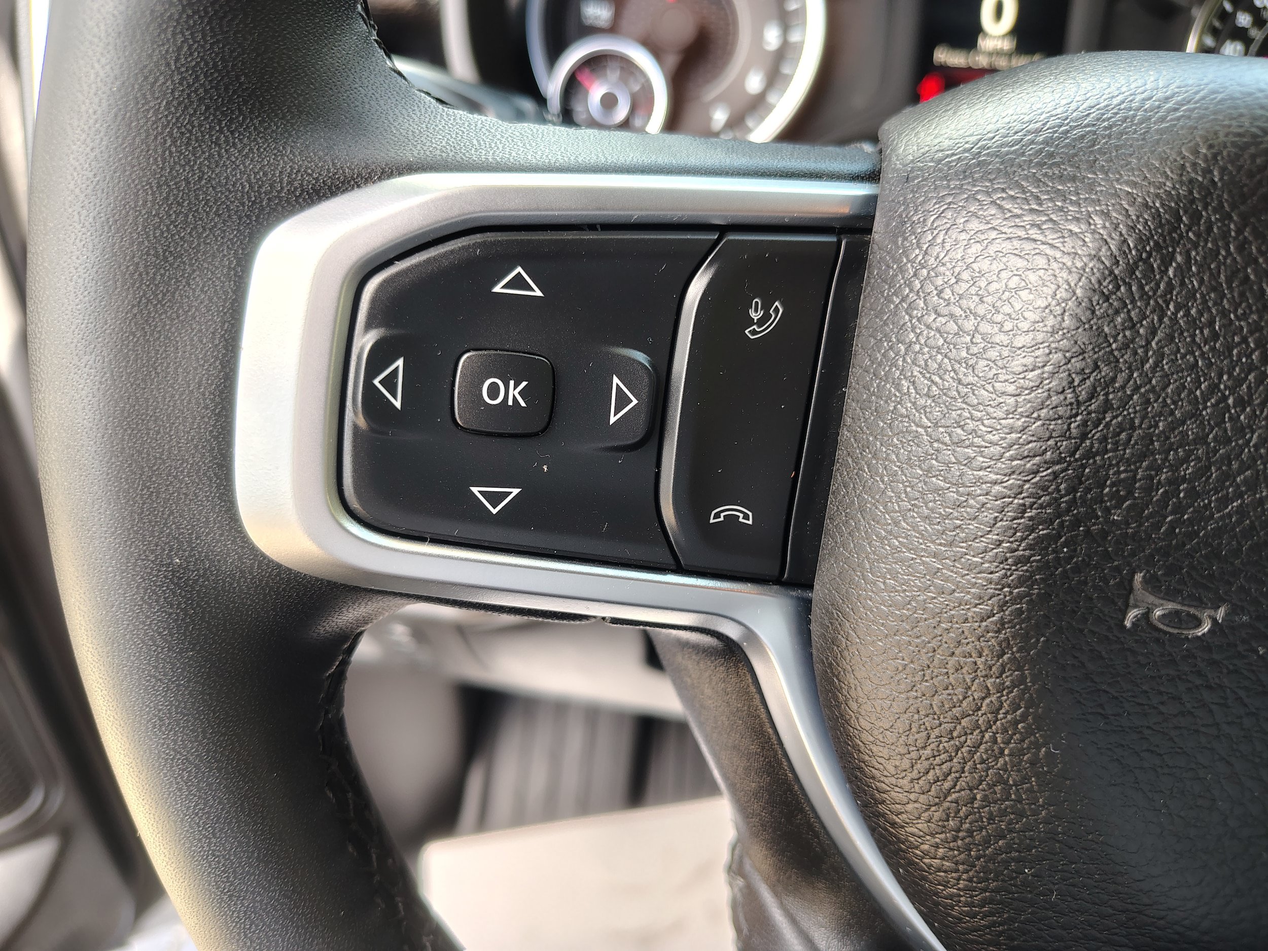 Used 2025 RAM 1500 Big Horn AWD/4WD image 29
