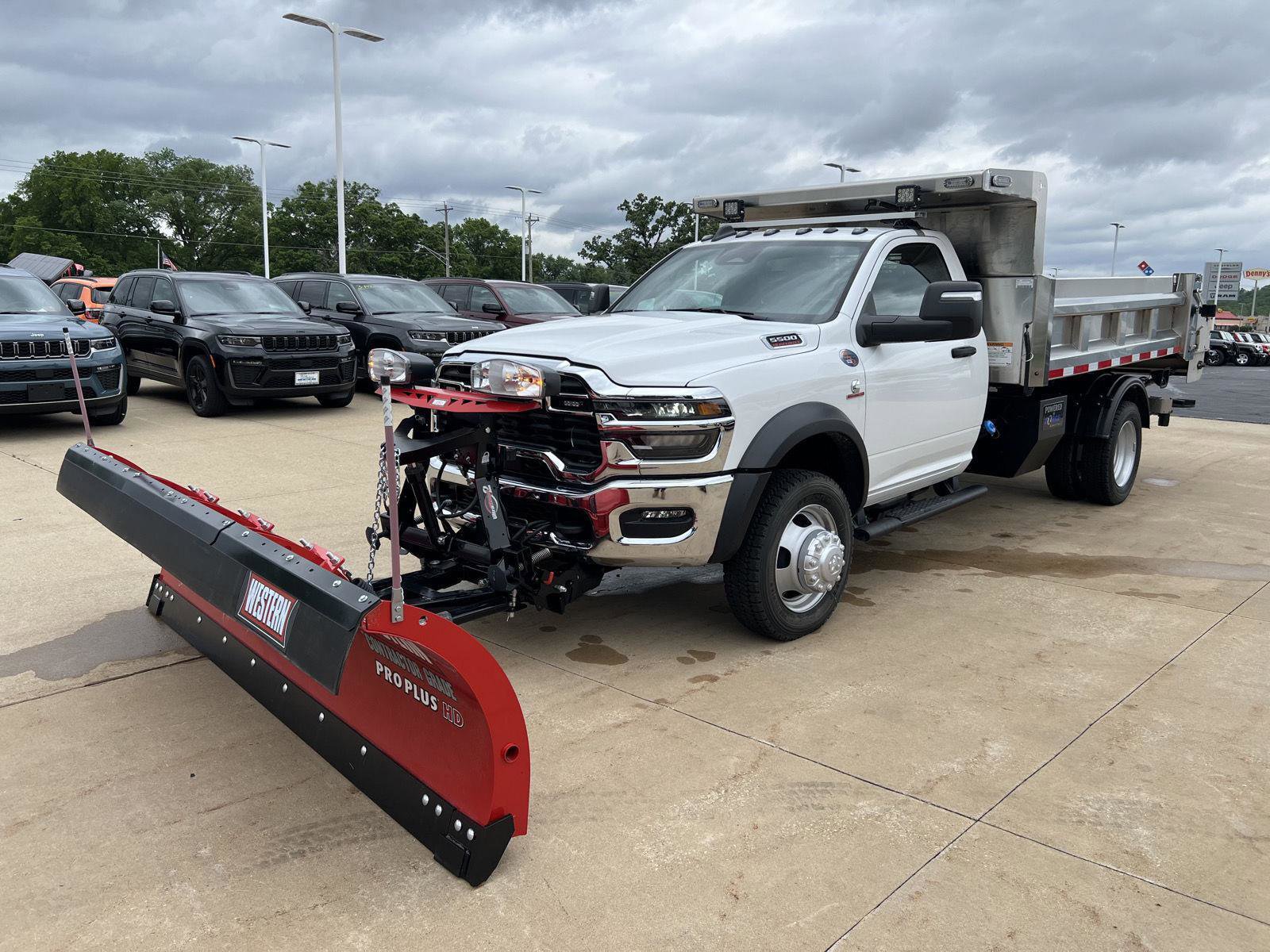 New 2026 RAM 5500 Tradesman w/ Chrome Appearance Group AWD/4WD image 9