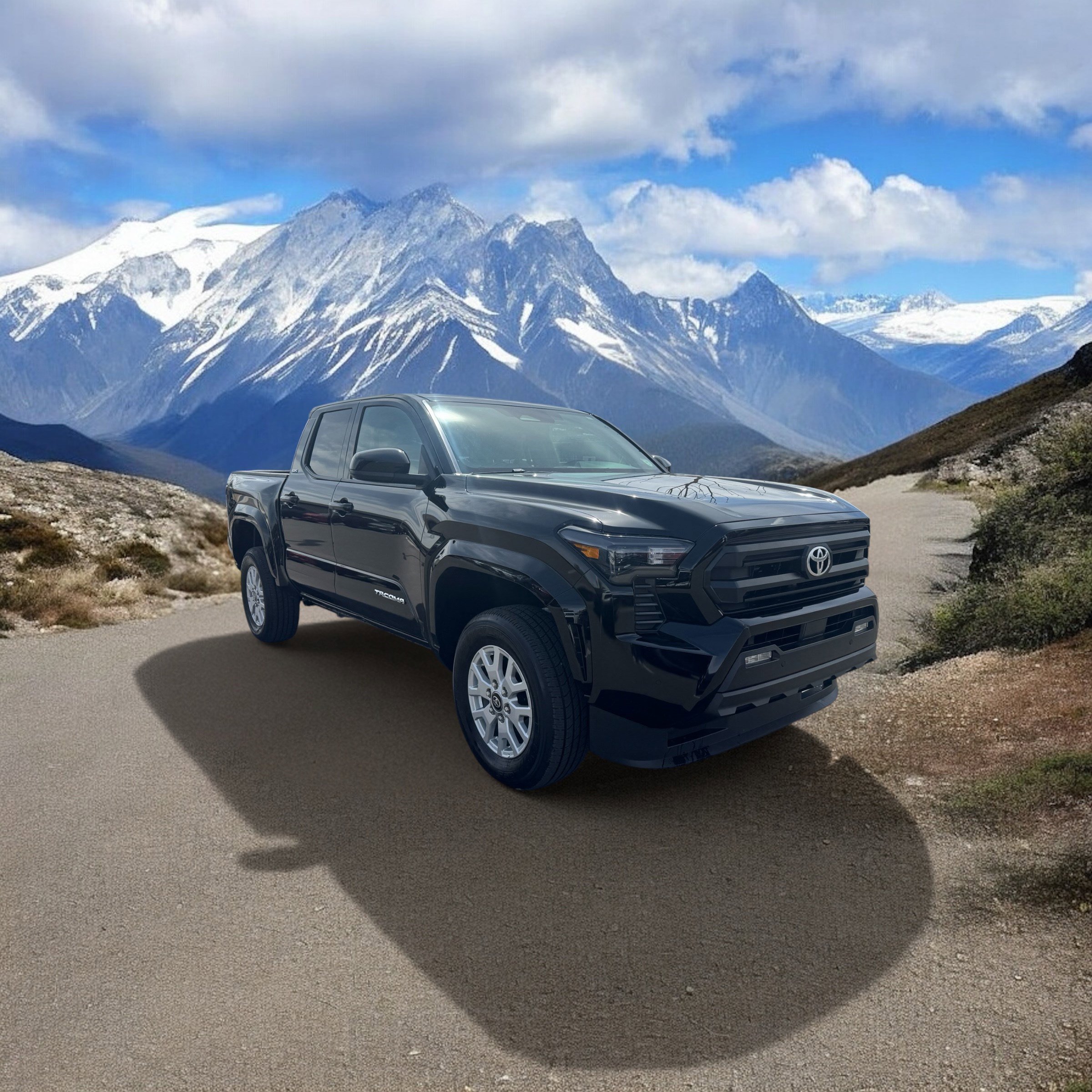 Used 2025 Toyota Tacoma SR5 image 7