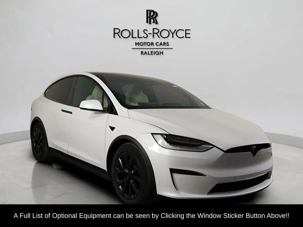 Used 2022 Tesla Model X image 3
