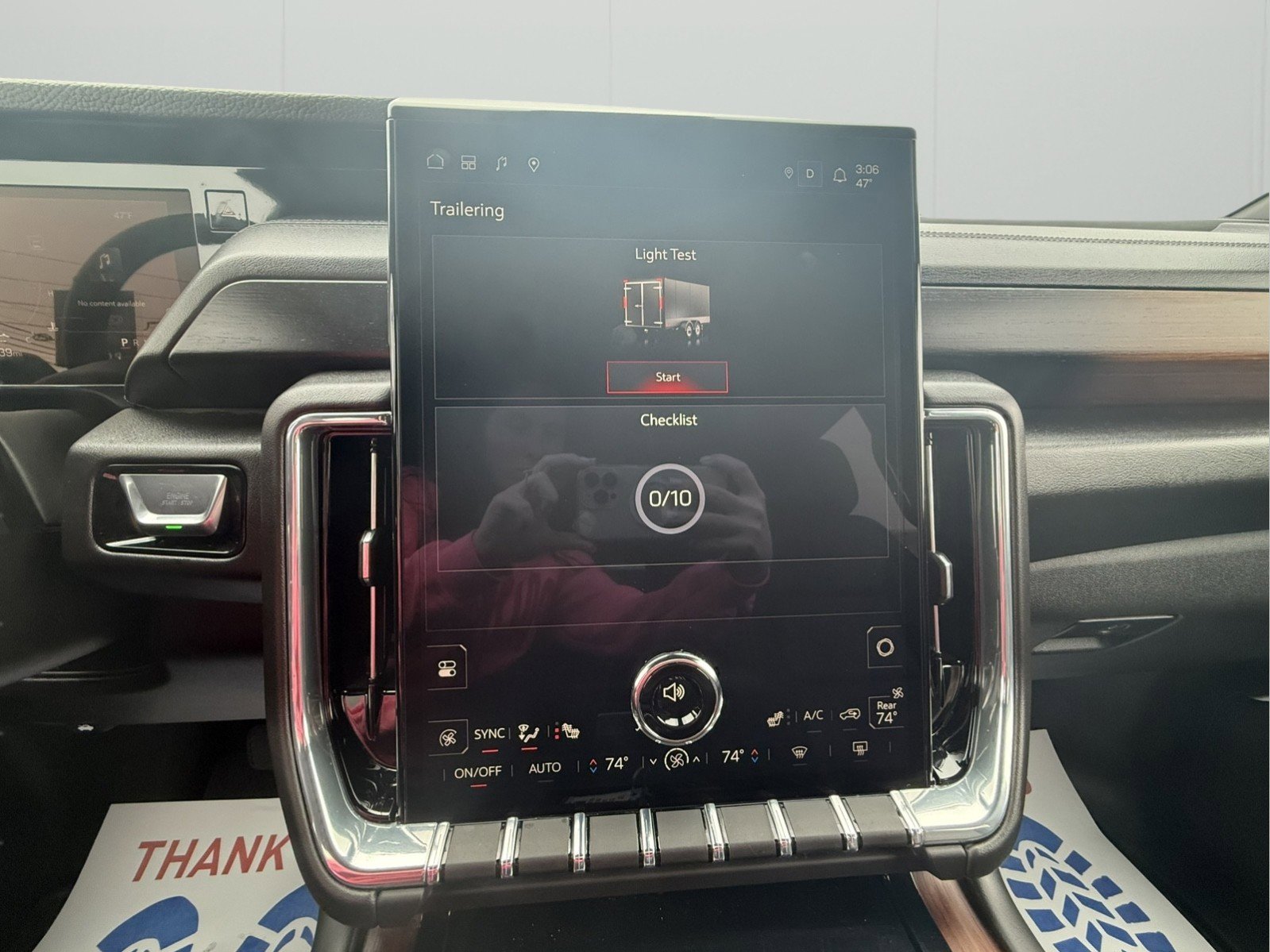 Used 2025 GMC Yukon Denali image 16