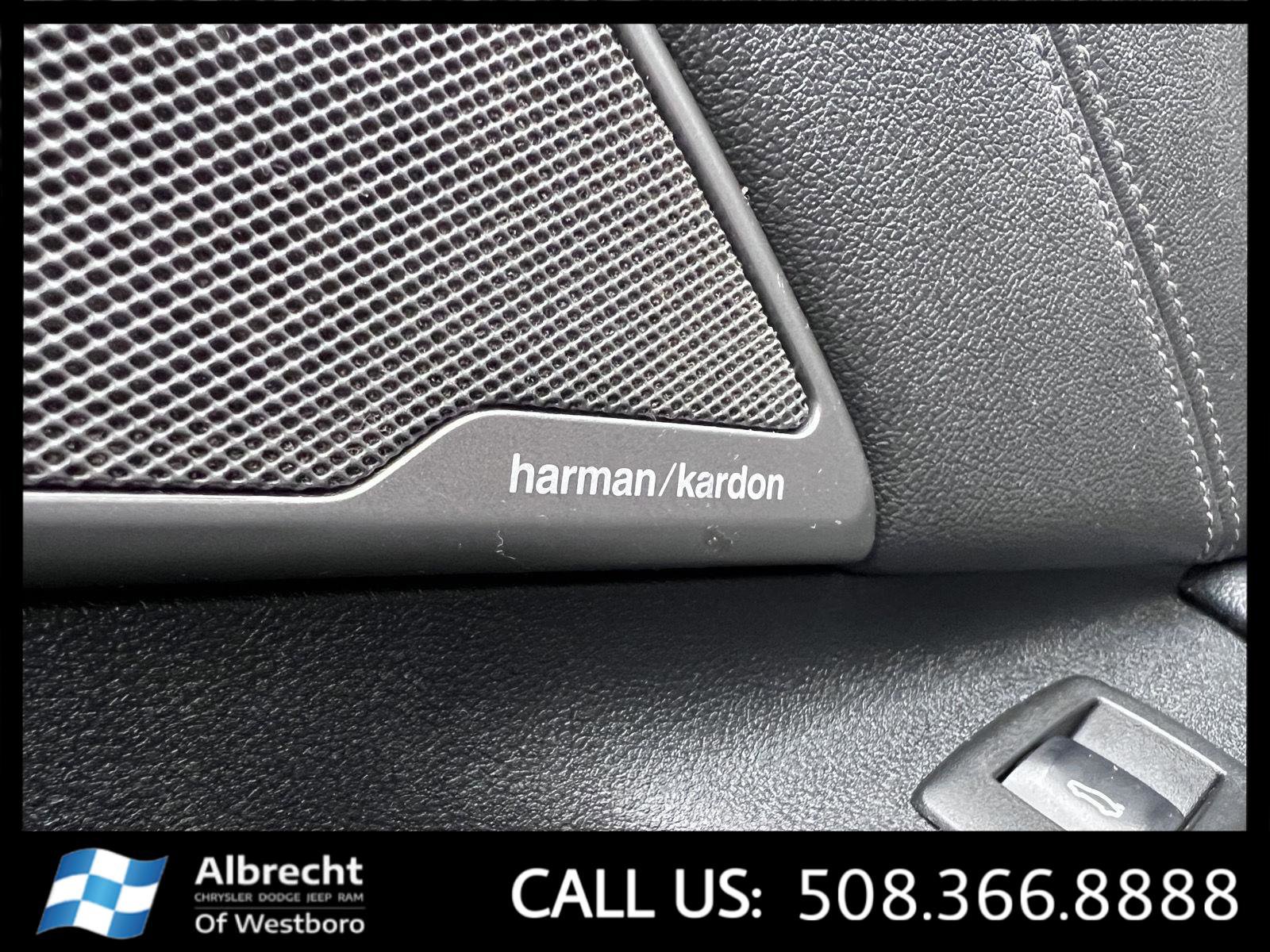 Used 2021 BMW 530i xDrive w/ Premium Package image 32