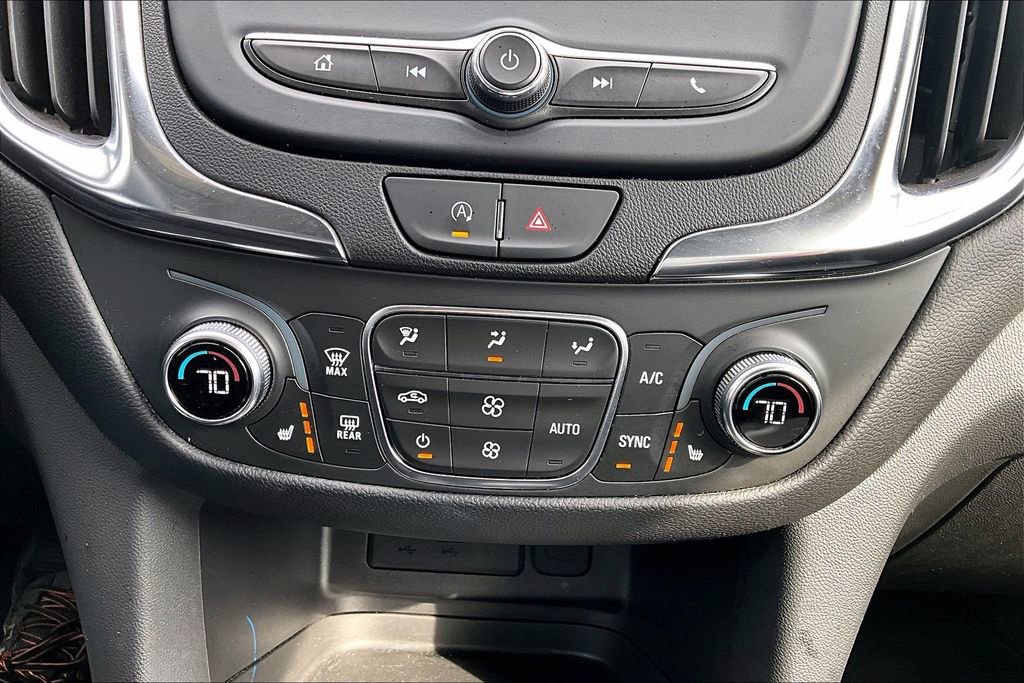 Used 2024 Chevrolet Equinox LT image 32