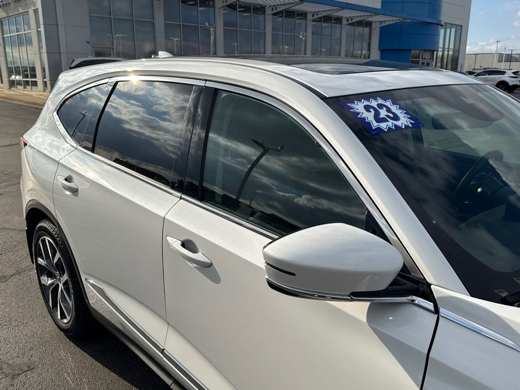 Used 2023 Acura MDX SH-AWD w/ Technology Package image 14