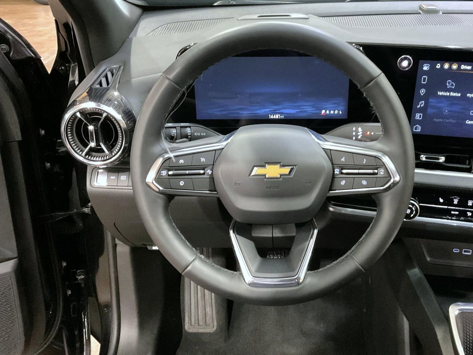 Certified 2025 Chevrolet Equinox LT image 11