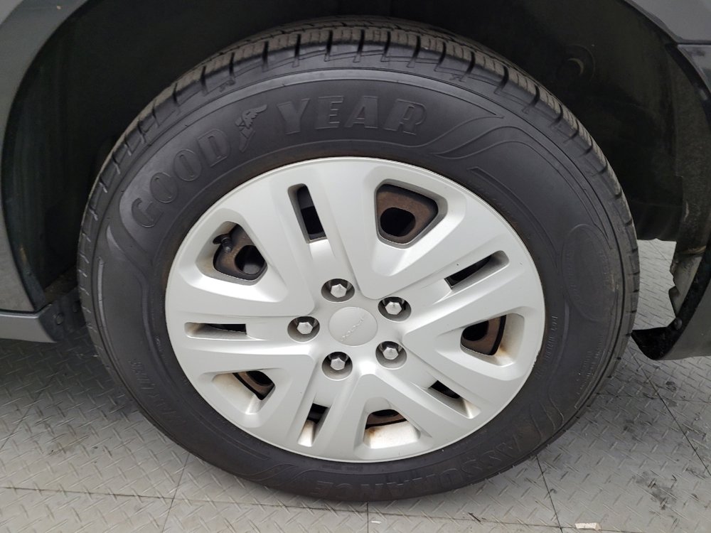 Used 2016 Dodge Grand Caravan SE w/ Quick Order Package 29E SE image 31