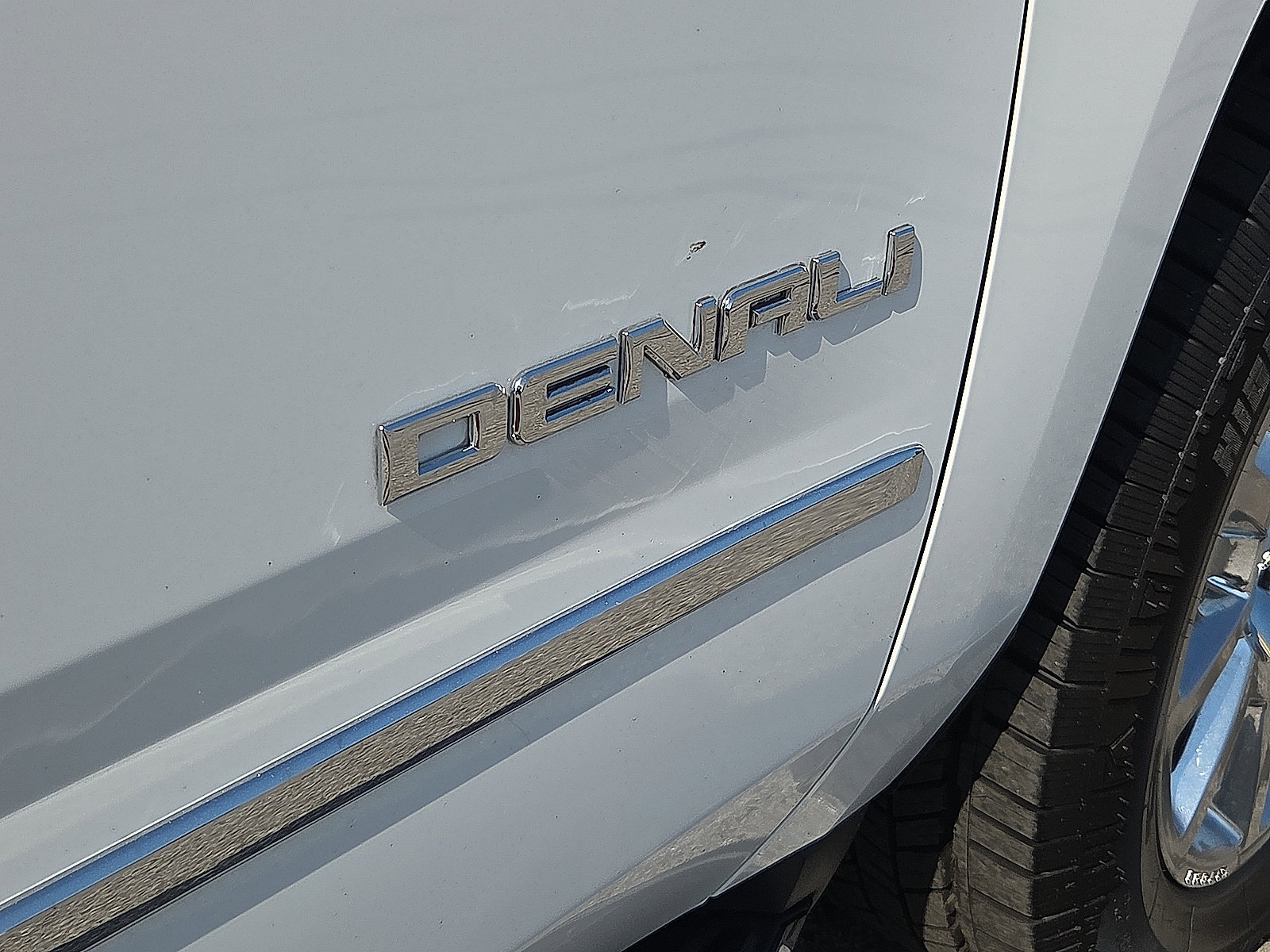 Certified 2017 GMC Yukon Denali AWD/4WD image 16