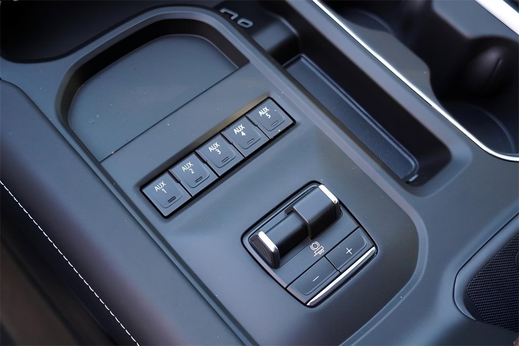 New 2026 GMC Sierra 2500 Denali Ultimate w/ Max Trailering Package image 18