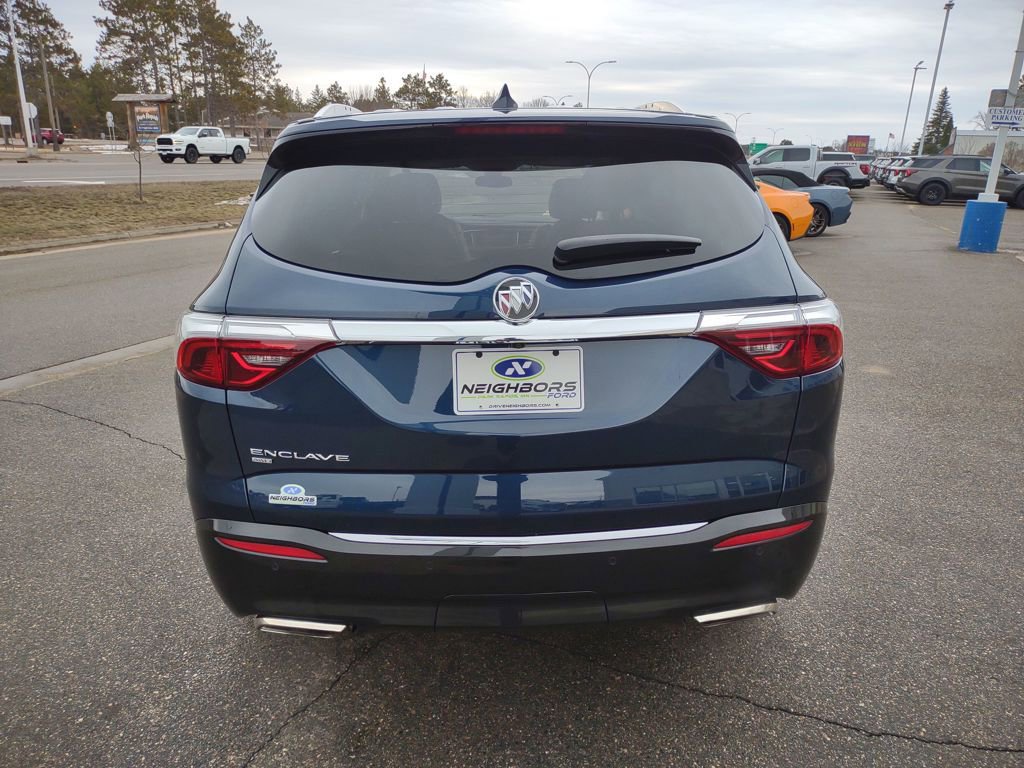 Used 2022 Buick Enclave Essence w/ Trailering Package, 5000 lbs. image 4