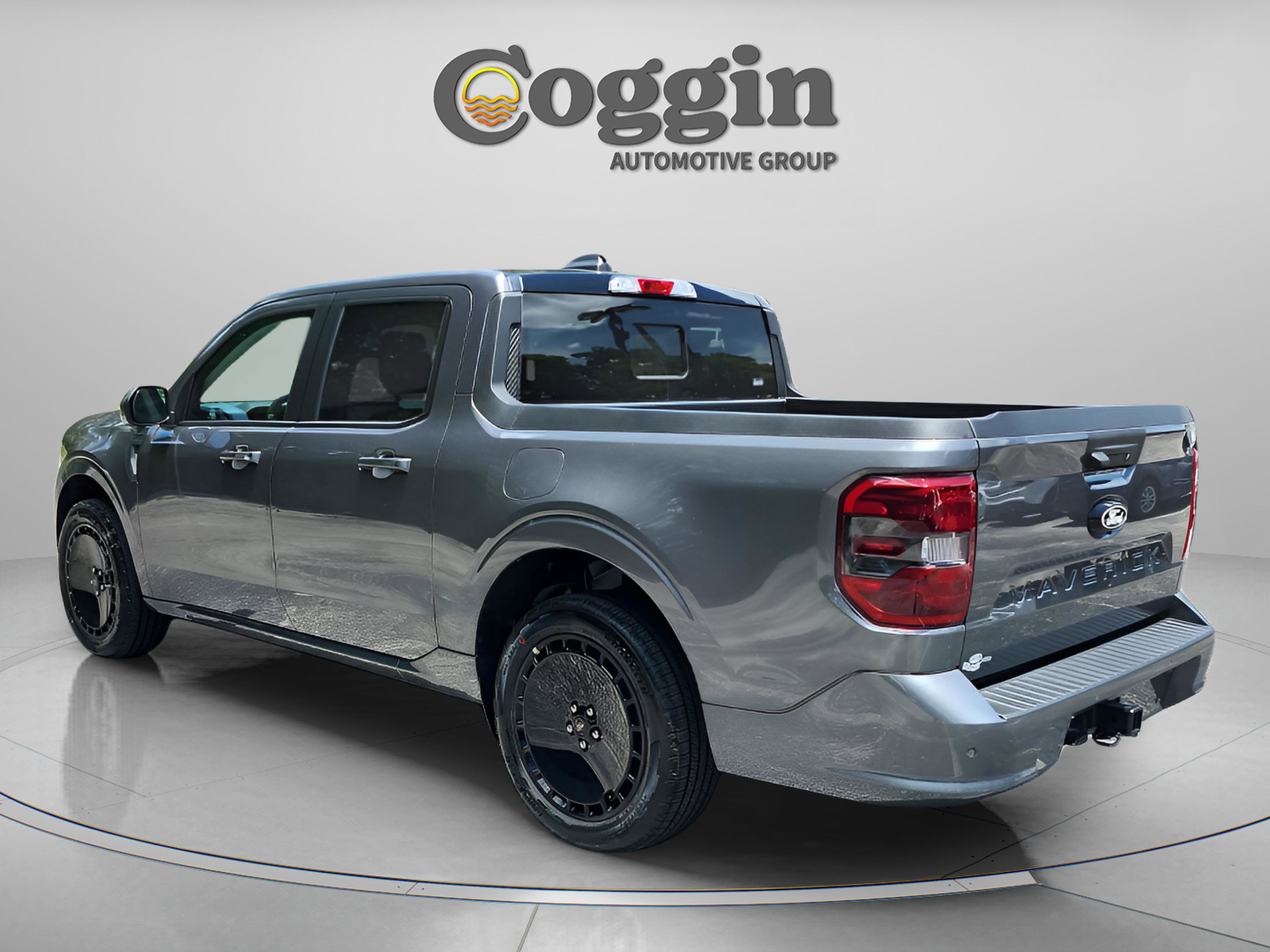 New 2025 Ford Maverick Lobo image 3