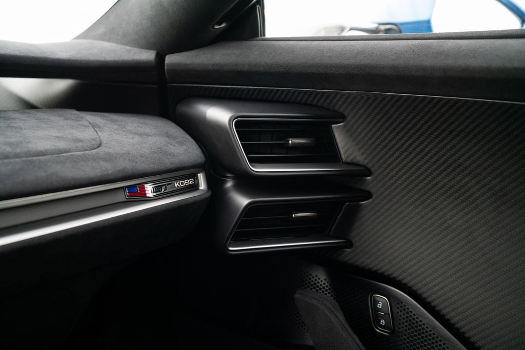 Used 2019 Ford GT RWD image 39