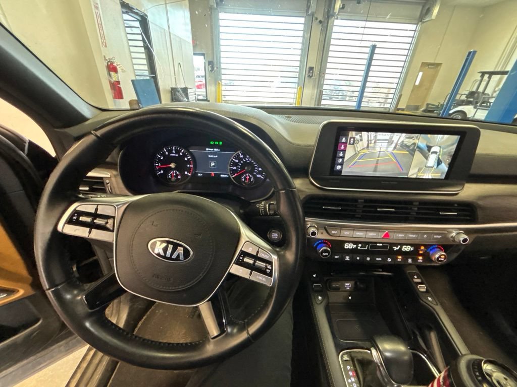 Used 2021 Kia Telluride SX w/ Towing Package FWD image 5