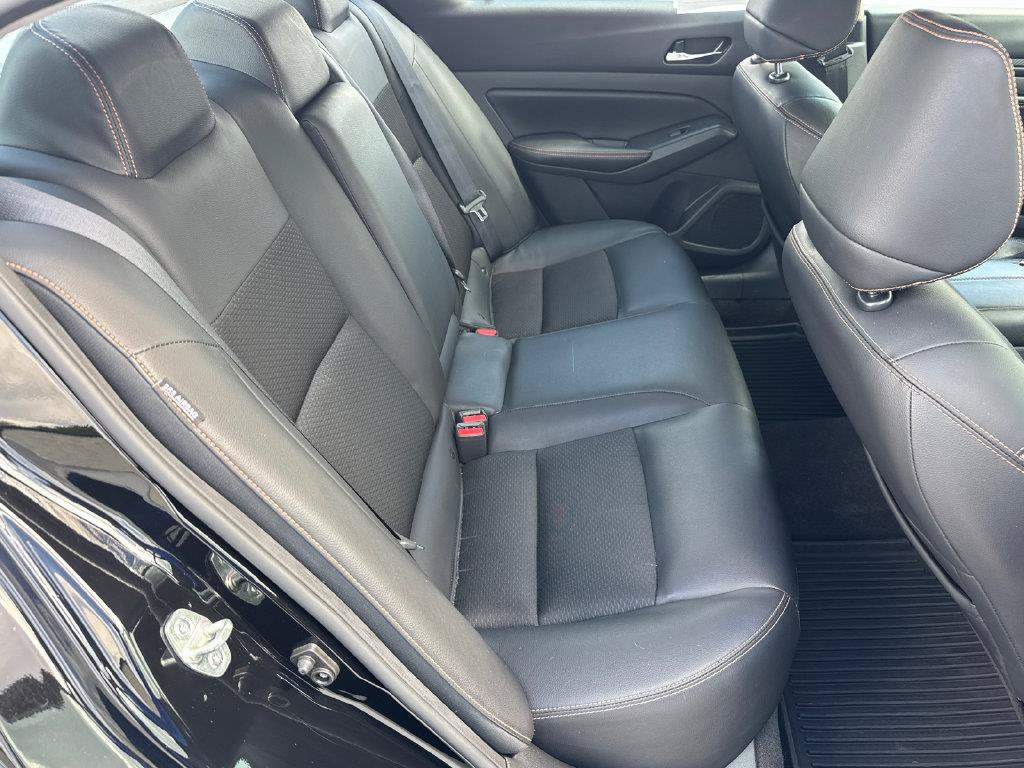 Used 2021 Nissan Altima 2.5 SR AWD/4WD image 15