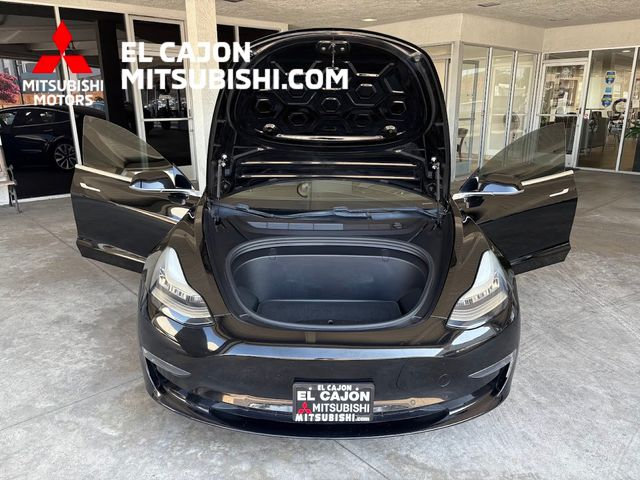 Used 2018 Tesla Model 3 Long Range RWD image 18